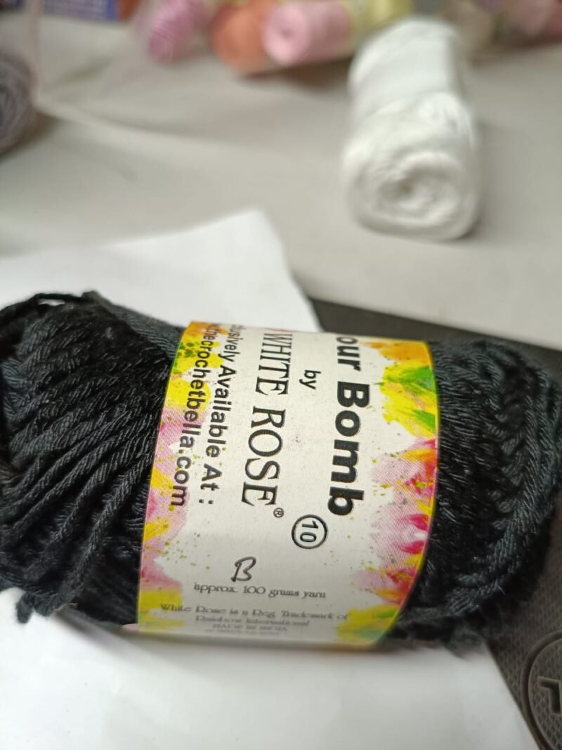 color bomb 10 SHADE NO.. BLACK