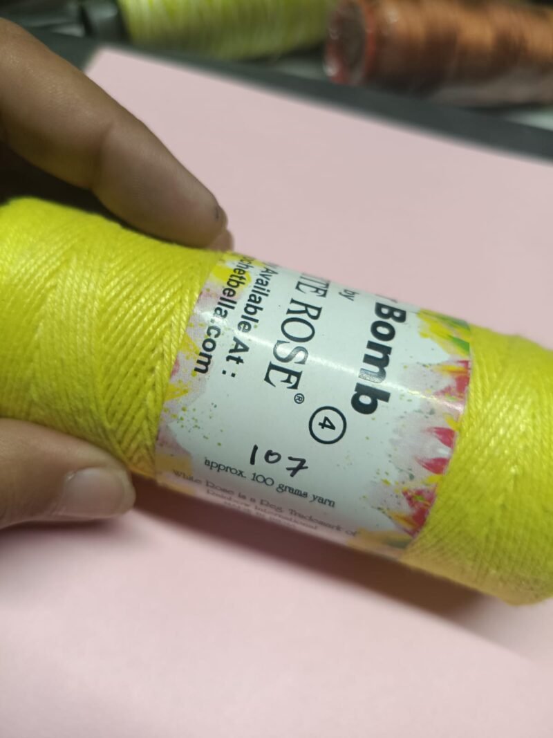WHITE ROSE Color Bomb 4 SHADE No. 107