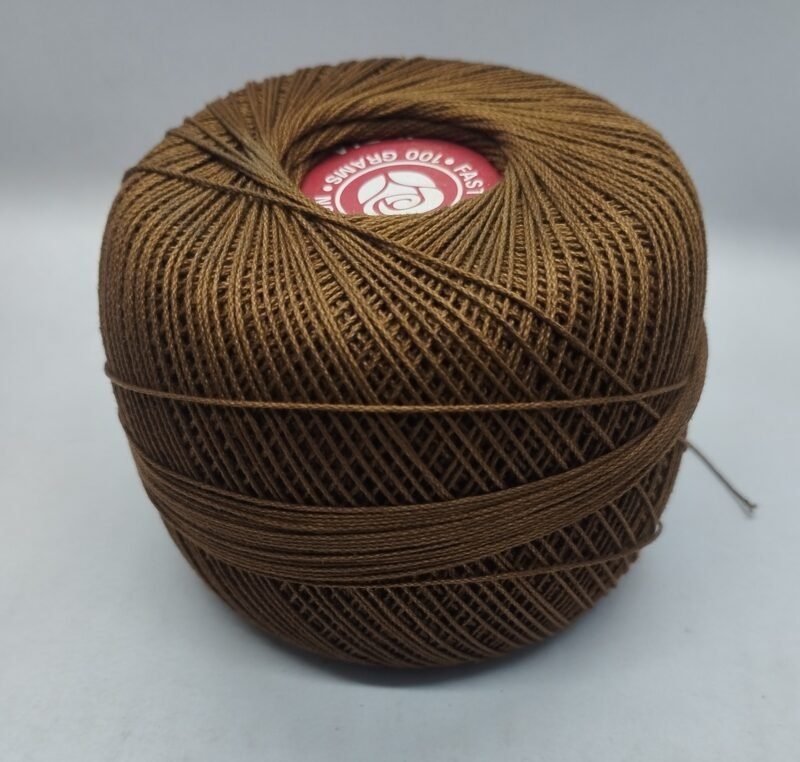 WHITE ROSE 20 no. crochet yarn   SHADE NO. R-350