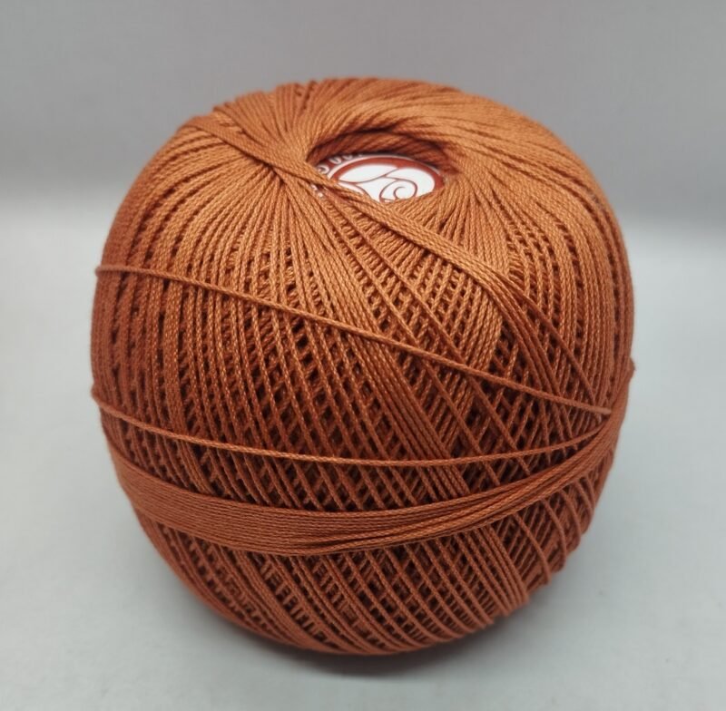 WHITE ROSE 20 no. crochet yarn   SHADE NO. R-350