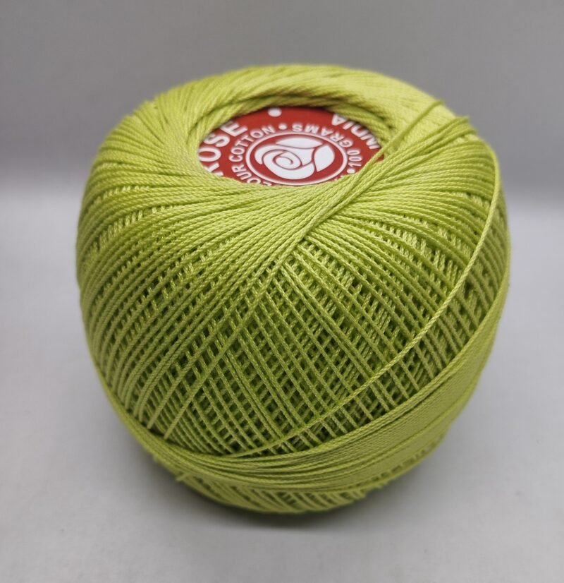 WHITE ROSE 20 no. crochet yarn   SHADE NO. R-255
